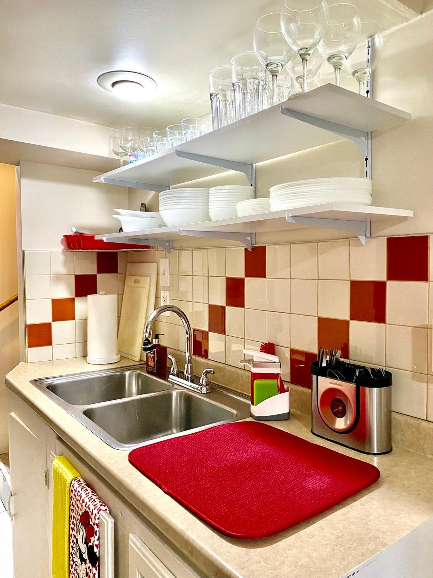 Tiny Private Room On The 1St Floor With Shared Bathroom Near Seatac Airport And Downtown Seattle Buitenkant foto