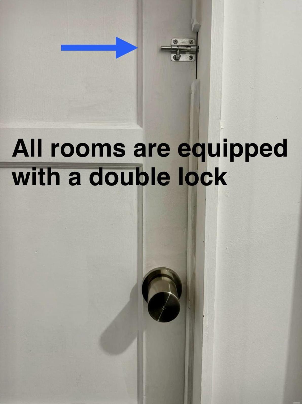 Tiny Private Room On The 1St Floor With Shared Bathroom Near Seatac Airport And Downtown Seattle Buitenkant foto